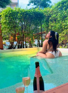 Curvy babe 10days in Riyadh - escort in Riyadh Photo 8 of 11