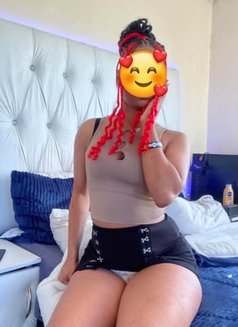 Julie Escort and Webcum - escort in Nairobi Photo 3 of 4