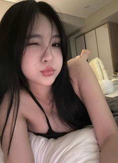 Hanah full service - puta in Doha Photo 5 of 5