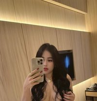 Hanah - escort in Singapore