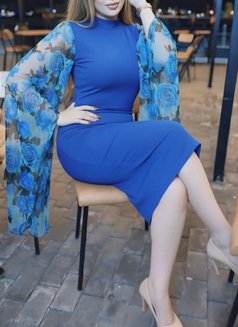 Hanan - escort in Cairo Photo 1 of 8