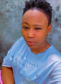 Hanan - escort in Cairo Photo 3 of 5