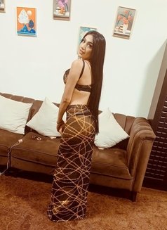 Hanan - escort in Dubai Photo 4 of 5