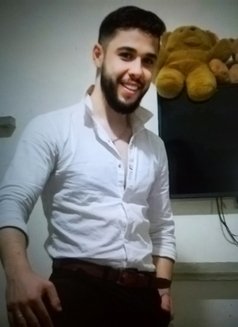 SAFI TOP - Male escort in Beirut Photo 1 of 1
