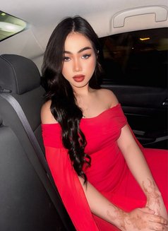 Hanan - Transsexual escort in Jeddah Photo 9 of 10