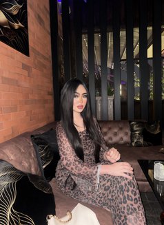 Hanan - Transsexual escort in Jeddah Photo 10 of 10