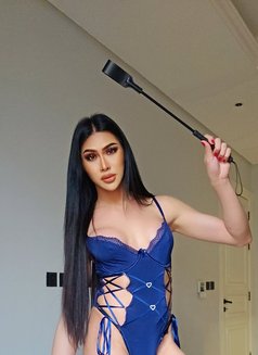 Hanas Big Dick Both Mistress - Transsexual escort in Riyadh Photo 6 of 11