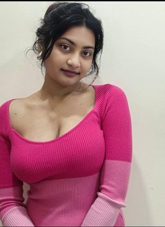 Hancy - escort in New Delhi Photo 1 of 2