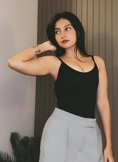 Hancy Joshi - escort in New Delhi Photo 1 of 3