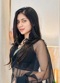 Hancy Joshi - escort in New Delhi Photo 2 of 2