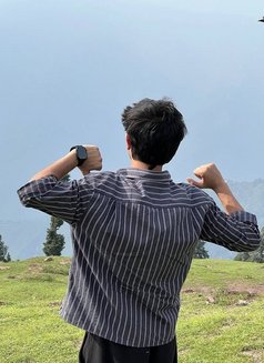 Hancy Pussy Killer Boy - Male escort in Noida Photo 1 of 3