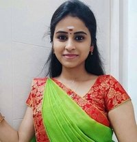 Hand Cash Im Independent Telugu Girl - puta in Hyderabad Photo 1 of 7