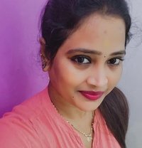 Hand Cash Im Independent Telugu Girl - escort in Hyderabad