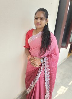 Hand Cash Payment - escort in Visakhapatnam Photo 12 of 13