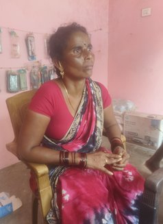 Hand Cash Payment - escort in Visakhapatnam Photo 14 of 14