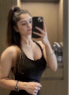 Hand to Hand Payment Independent Girl - puta in Pune Photo 5 of 5