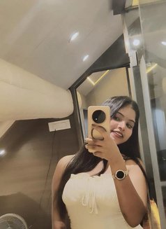 Hand to Hand Payment, Independent Girl - escort in Pune Photo 1 of 3