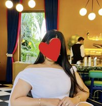 Hand to Hand Payment Independent Girl - escort in Pune