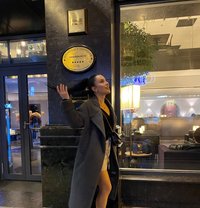 Hande - escort in İstanbul Photo 1 of 7