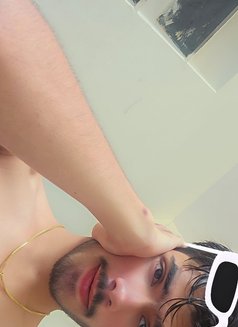 Handsome and Young Bull All Over Bangalo - Male escort in Bangalore Photo 1 of 5