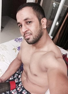 Handsome Ashu - Male escort in Gurgaon Photo 1 of 7