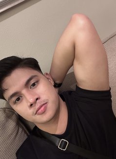 Handsome/Cute Isaac - Acompañantes masculino in Makati City Photo 3 of 6