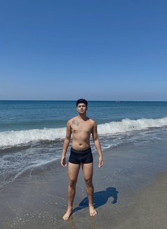 Handsome/Cute Isaac - Acompañantes masculino in Makati City Photo 5 of 6