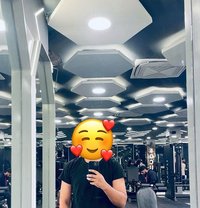 Handsome masseur-sensual sessions - Acompañantes masculino in Bangalore