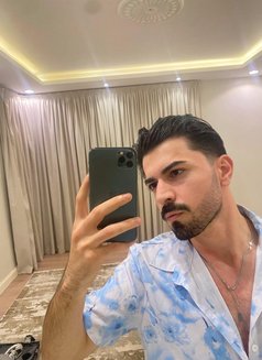 Handsome Young Xxl - Male escort in Riyadh Photo 4 of 5