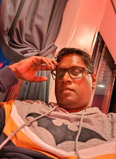 Handsomebrown - Male escort in Brussels Photo 2 of 5