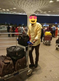 Guaranteed Fun - Male escort in Mumbai Photo 3 of 3