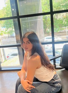 Hania College Student - escort in Dubai Photo 1 of 3