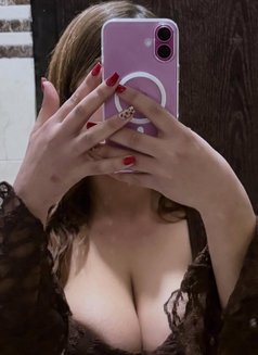 Hania - escort in Cairo Photo 1 of 8