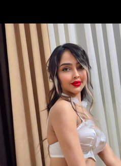 Hania - escort in Muscat Photo 4 of 11