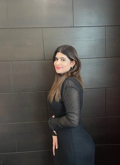 Hania - escort in Al Juffair Photo 3 of 11