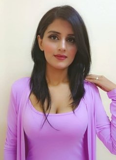 Haniaa Slim Beauty - escort in Dubai Photo 3 of 6