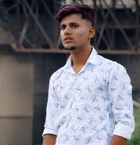 Hanu | No Rush, Only Real Connection - Acompañantes masculino in New Delhi
