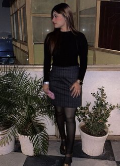 Hanita - escort in Al Manama Photo 4 of 7
