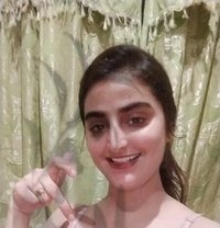 Haniya - escort in Karāchi