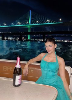 Haniya Vip Model - puta in Abu Dhabi Photo 4 of 4