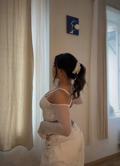 Haniye : busher - puta in Muscat Photo 4 of 7