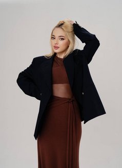 Hanna - escort in Phuket Photo 4 of 6