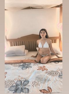 Hanna - puta in Bali Photo 8 of 10