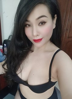 Hanna - escort in Doha Photo 4 of 6