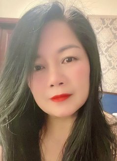 Hanna - escort in Jeddah Photo 4 of 4