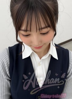 Hanna - escort in Osaka Photo 2 of 3