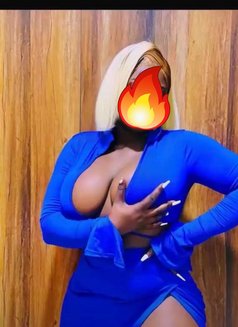 Hanna - escort in Noida Photo 6 of 10