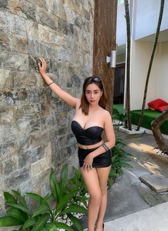 HANNA ONE NIGHT FEELINGS @UlUWATU - puta in Bali Photo 3 of 7