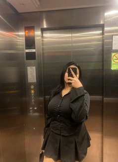 Hanna - escort in Bangkok Photo 4 of 7