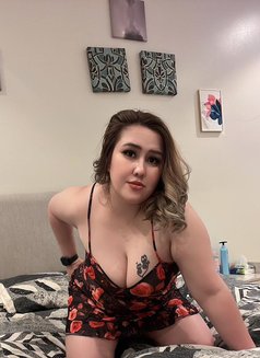 Hanna - escort in Jeddah Photo 2 of 6